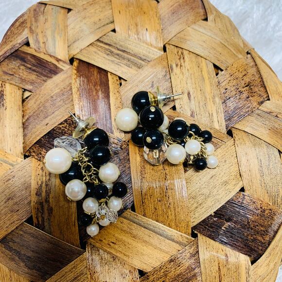 Vintage Cluster Dangle Bead Earrings Black Clear Pearl 3" Drop - Picture 2 of 2